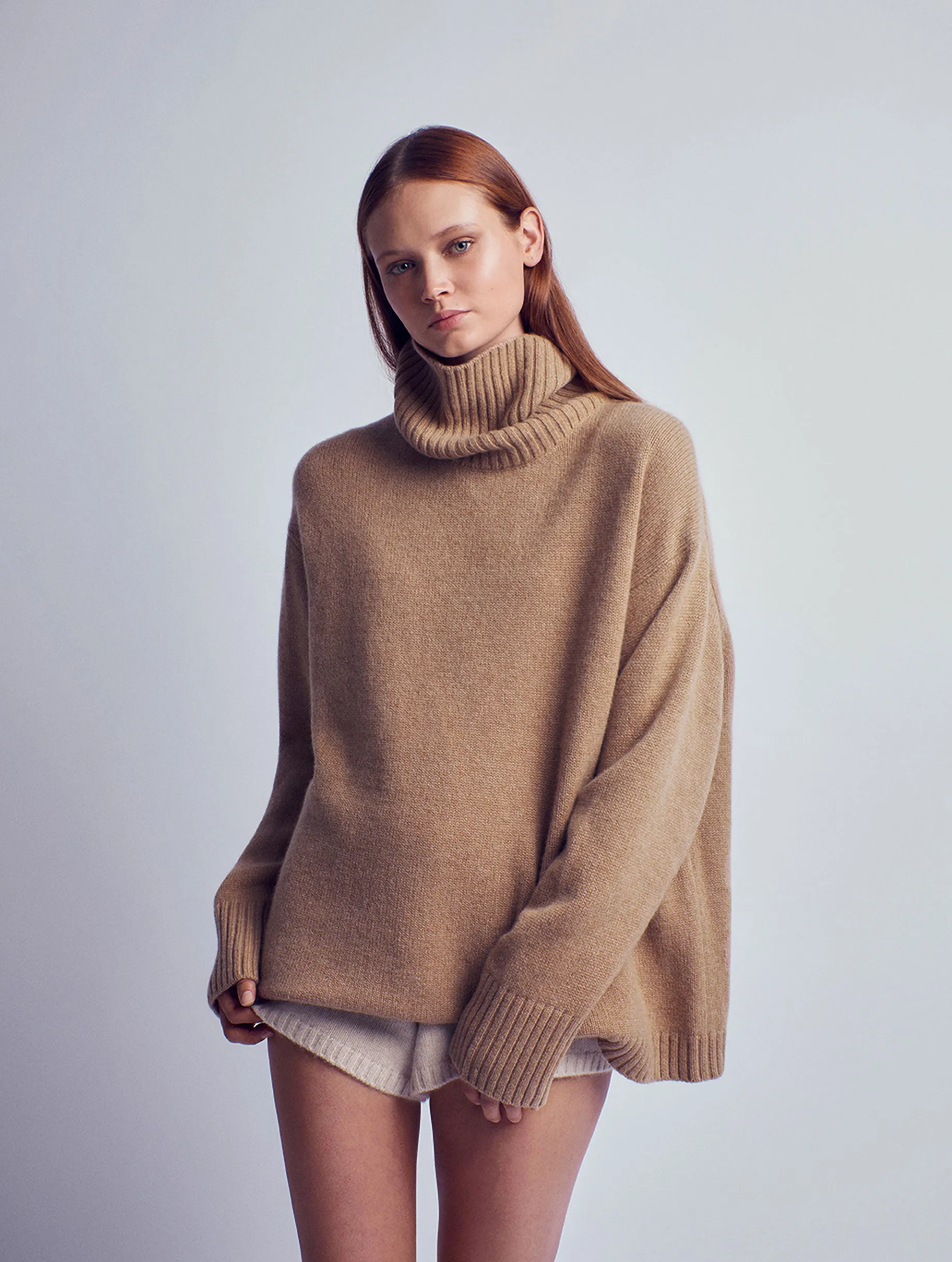 ADA Cashmere knitted turtleneck sweater Camel