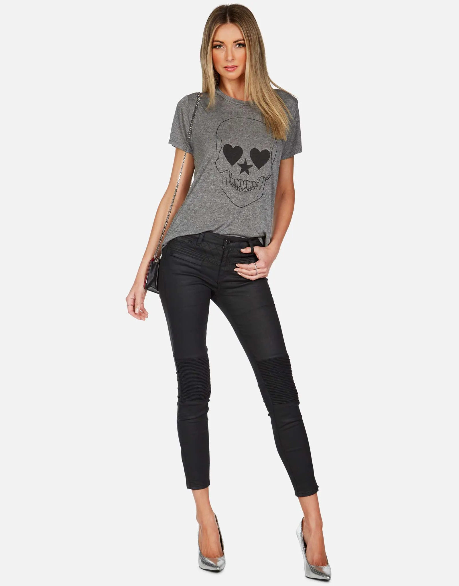 Capri Peace Love Skull