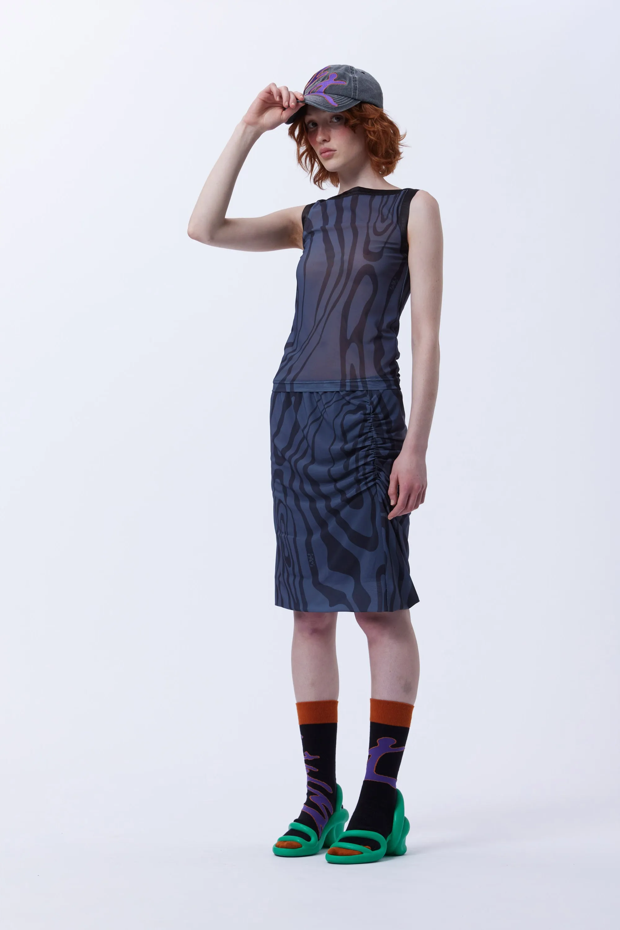 RIPPLE MESH GATHERED SKIRT