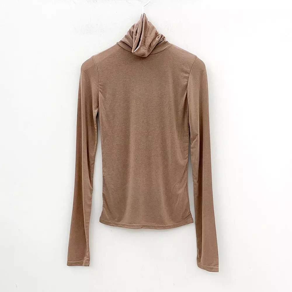 Turtleneck Top J4