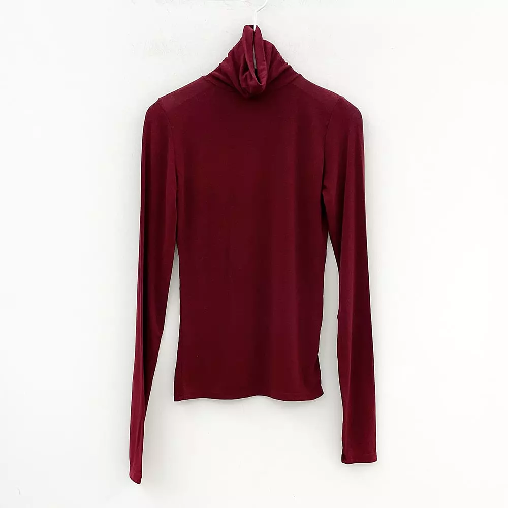 Turtleneck Top J4